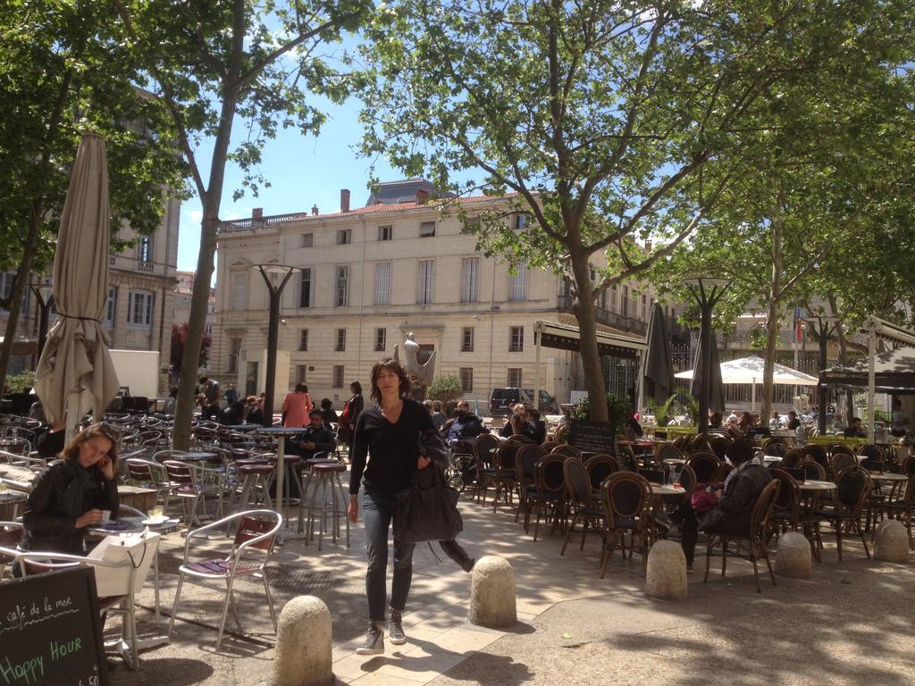 La Suite Du Jeune Homme Montpellier Bagian luar foto