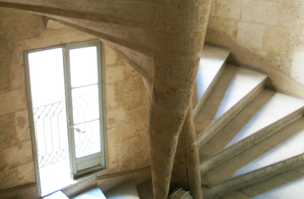 La Suite Du Jeune Homme Montpellier Bagian luar foto
