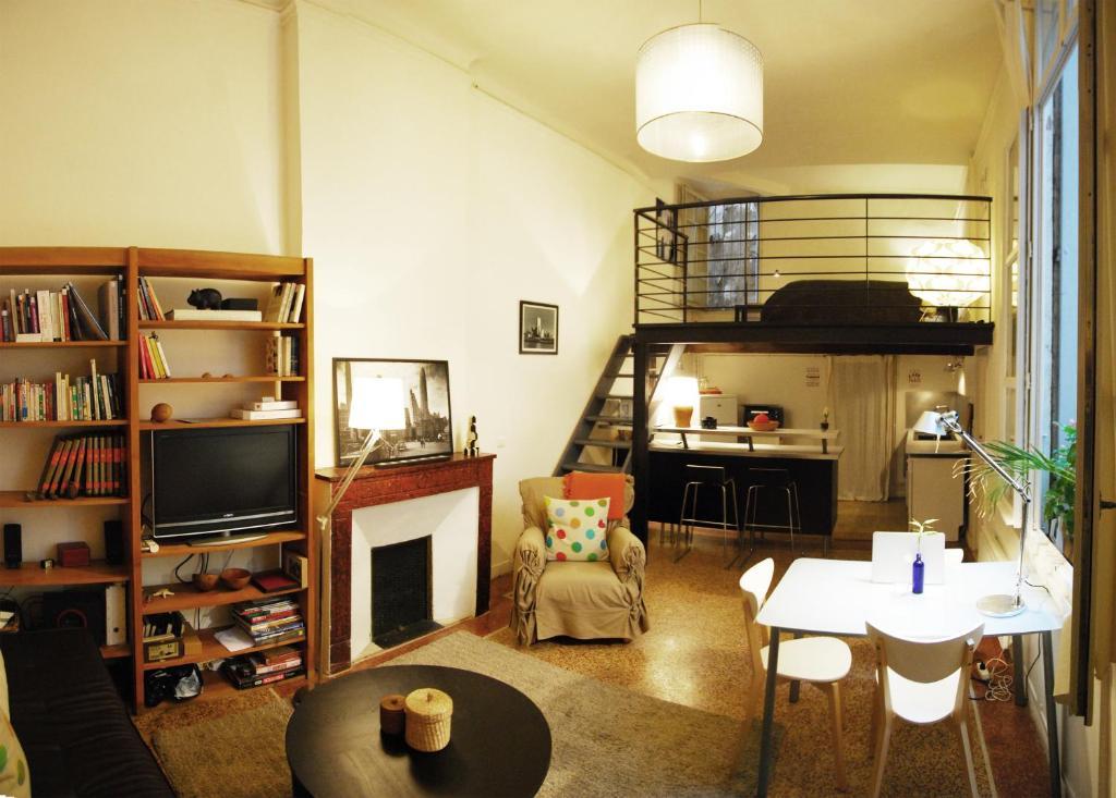 La Suite Du Jeune Homme Montpellier Bagian luar foto